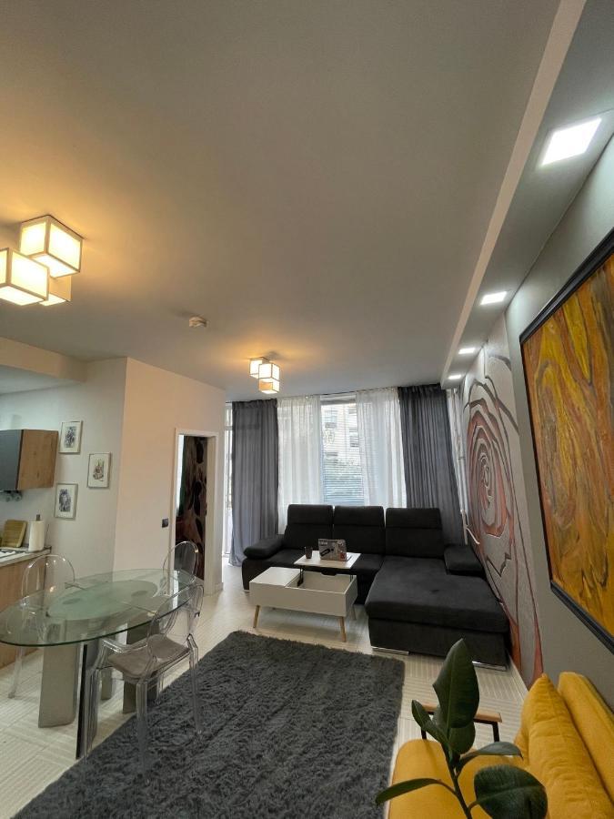 Ferienwohnung Bright: Flat With Balcony - Kitchen - Free Parking Berlin Exterior foto
