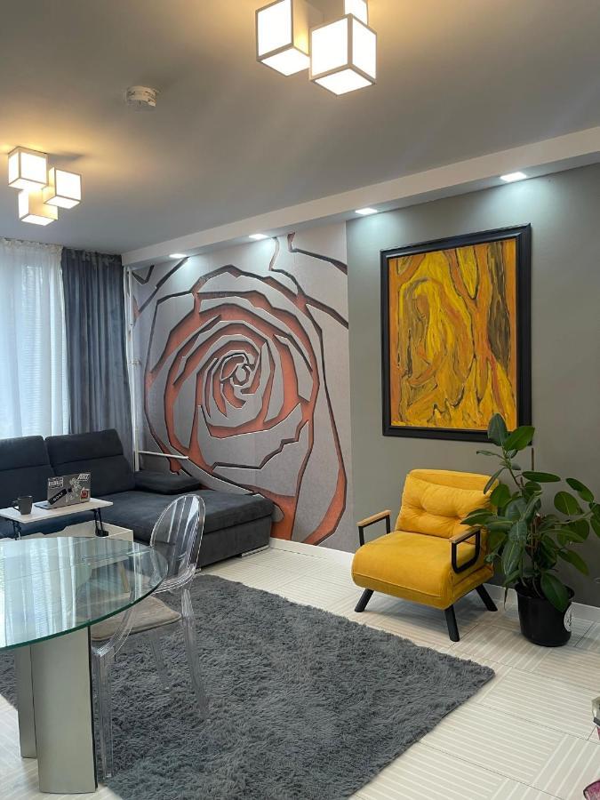 Ferienwohnung Bright: Flat With Balcony - Kitchen - Free Parking Berlin Exterior foto