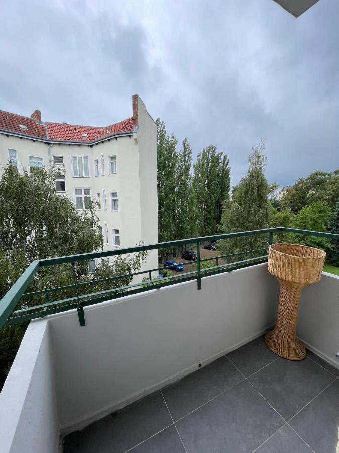 Ferienwohnung Bright: Flat With Balcony - Kitchen - Free Parking Berlin Exterior foto